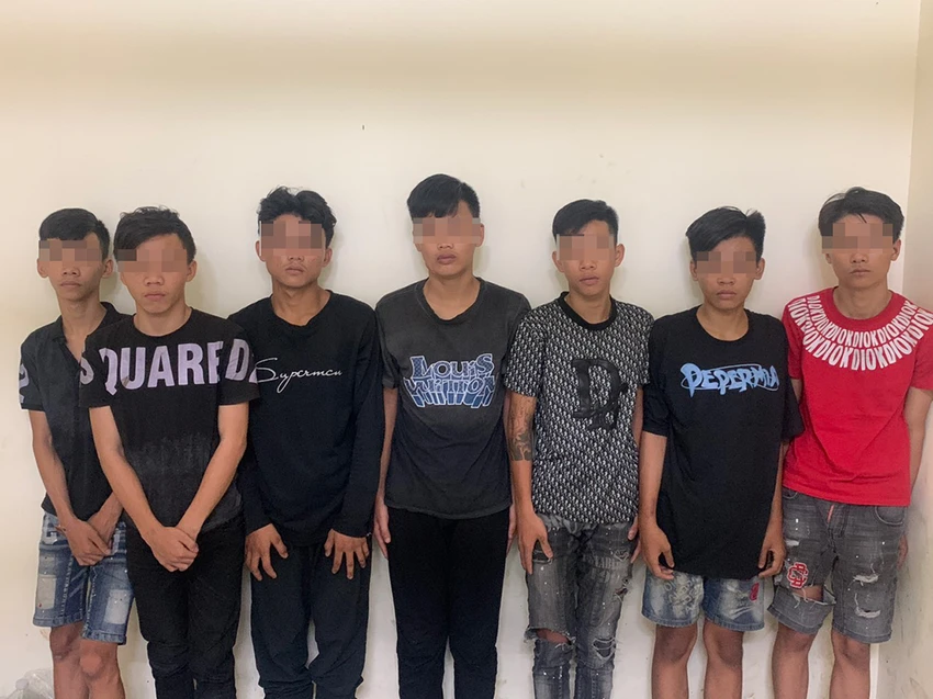 Hiện công an đang mở rộng điều tra các vụ cướp giật mà băng cướp giật "nhí" này gây ra. Ảnh: CA
