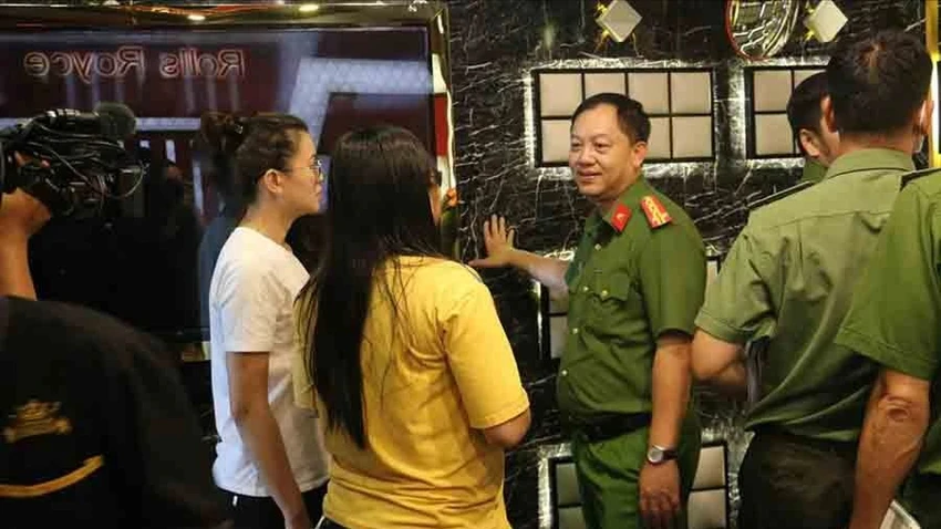 ubnd-tphcm-kiem-tra-nha-tro-nha-ngan-phong-cho-thue-chung-cu-mini-tren-dia-ban-3.jpg