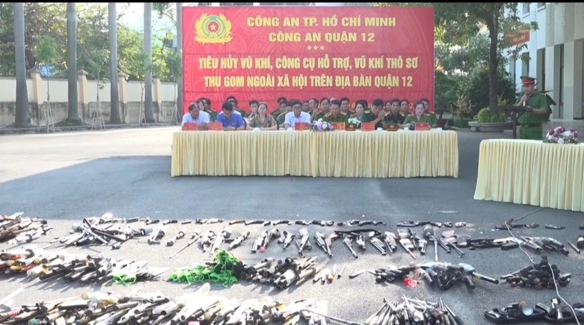 Công an TP.HCM thu gom 103 khẩu súng, hàng ngàn viên đạn trong năm 2023