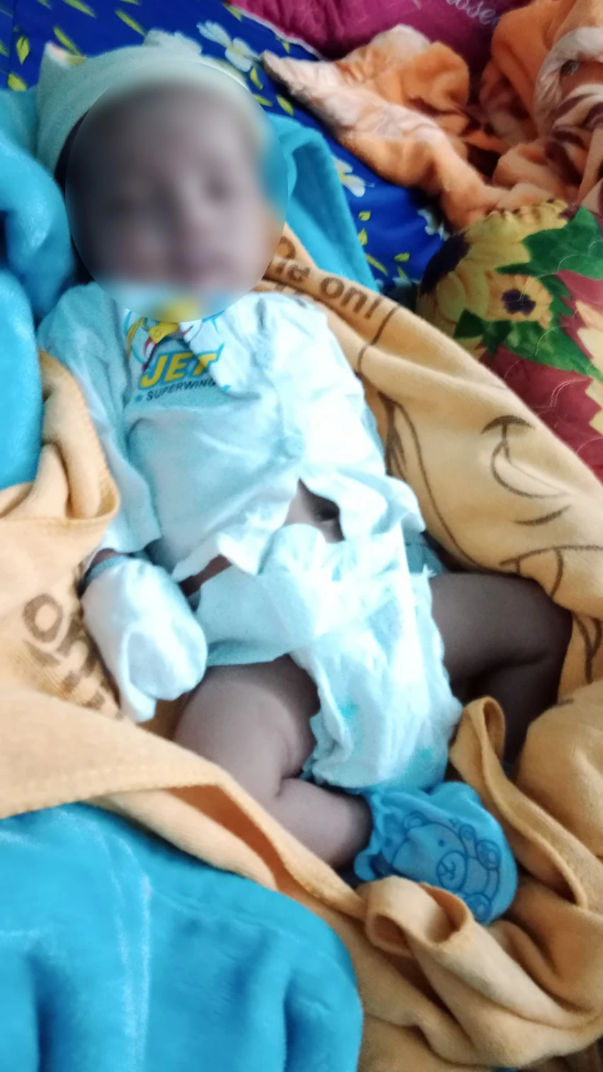 Bé trai nặng 3,6kg bị ai đó bỏ rơi ở Chùa Phước Quang, huyện Củ Chi