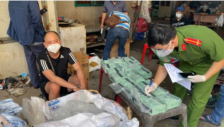 Phá đường dây ma túy lợi dụng mã luồng xanh trong đại dịch COVID-19