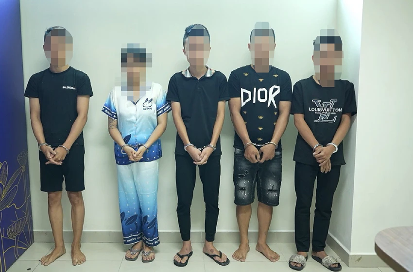 Nhiều thanh thiếu niên trong đường dây ma túy do Công an huyện Bình Chánh triệt phá