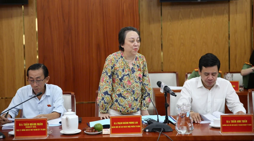 cong-an-tp-hcm-cung-ban-chuyen-co-truc-thang-chua-chay-3.jpg