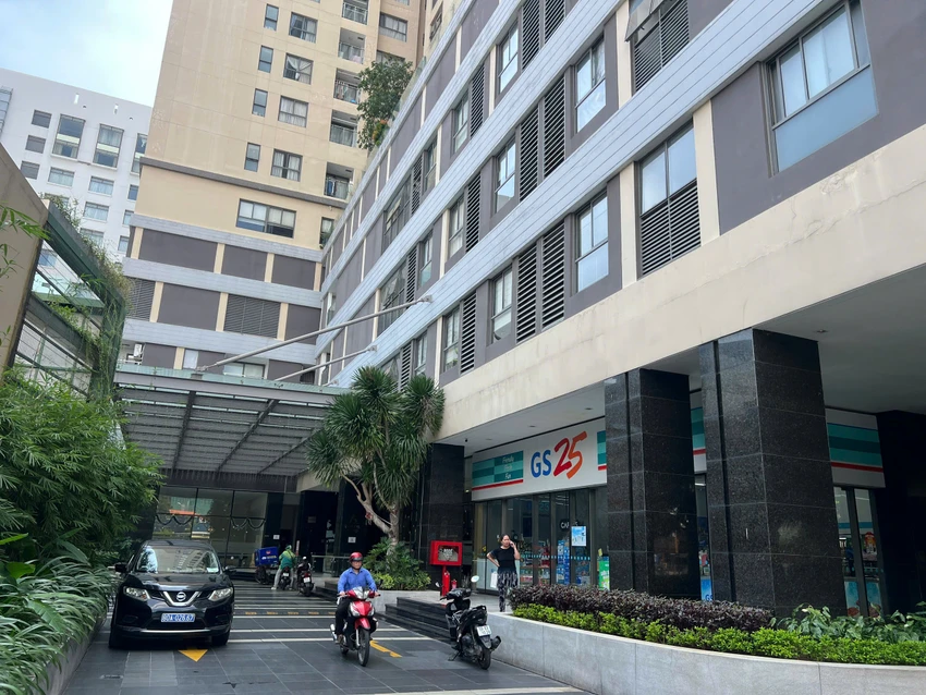 bo-cong-an-khoi-to-kham-xet-vien-truong-vien-y-duoc-hoc-dan-toc-tp-hcm-1.jpg