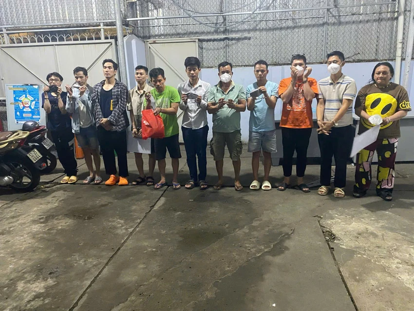 cong-an-go-vap-phu-nhuan-triet-pha-2-duong-day-ma-tuy-rat-lon-09.jpg