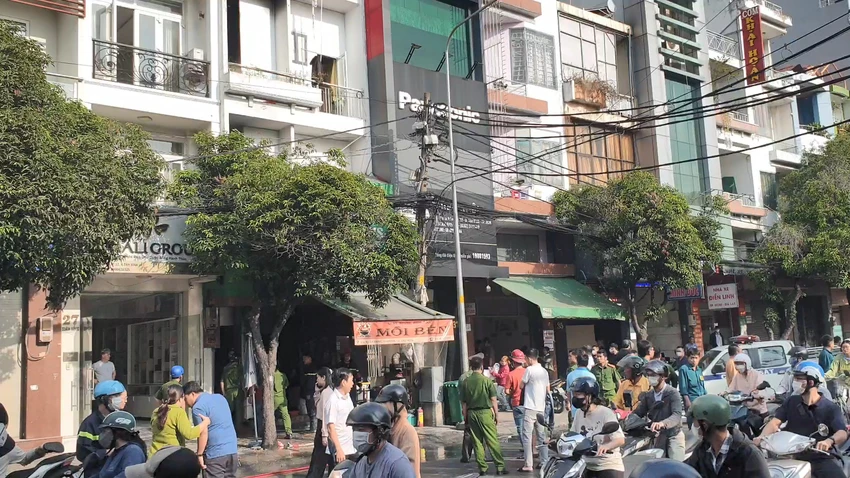 Vụ cháy nhà cho thuê: Thời điểm lửa bùng lên bên trong có 23 người