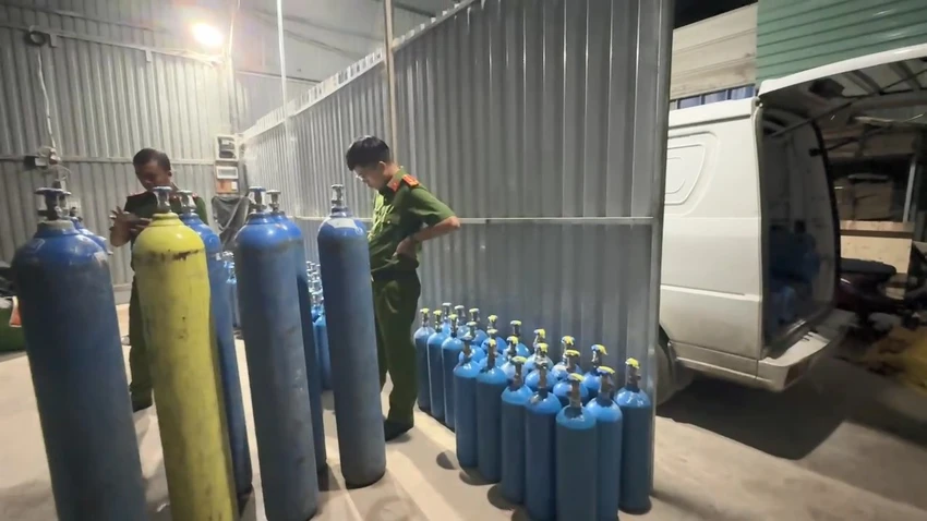 Công an TP.HCM phá đường dây buôn bán bóng cười trị giá hơn 250 tỉ đồng
