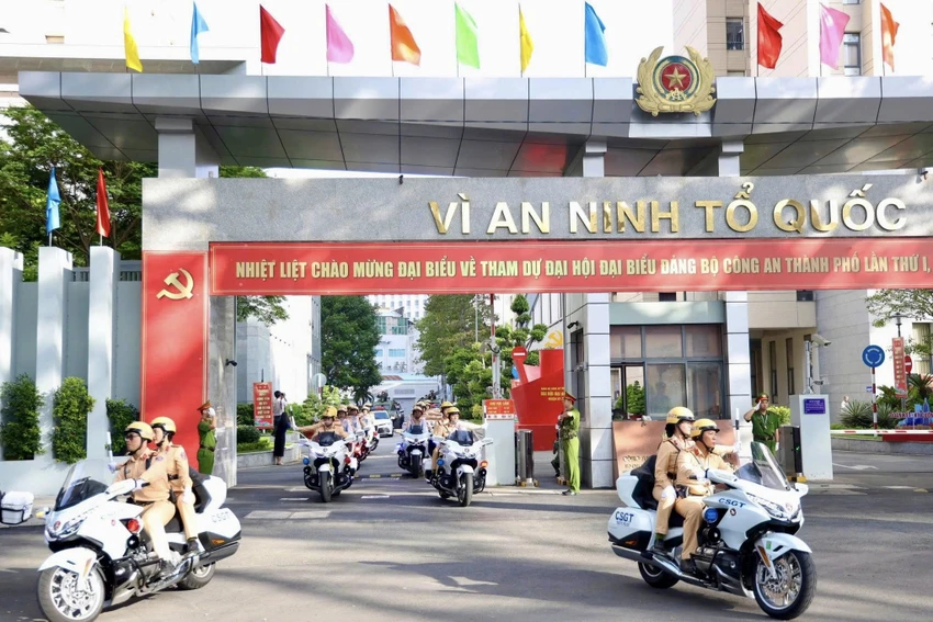 cong-an-tp-hcm-dep-toi-pham-duong-pho-nguoi-dan-binh-yen.jpg