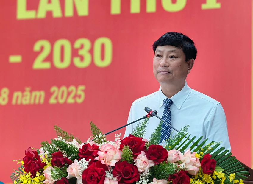 tp-hcm-ba-le-thi-ngoc-thanh-lam-bi-thu-xa-hoc-mon-07.jpg