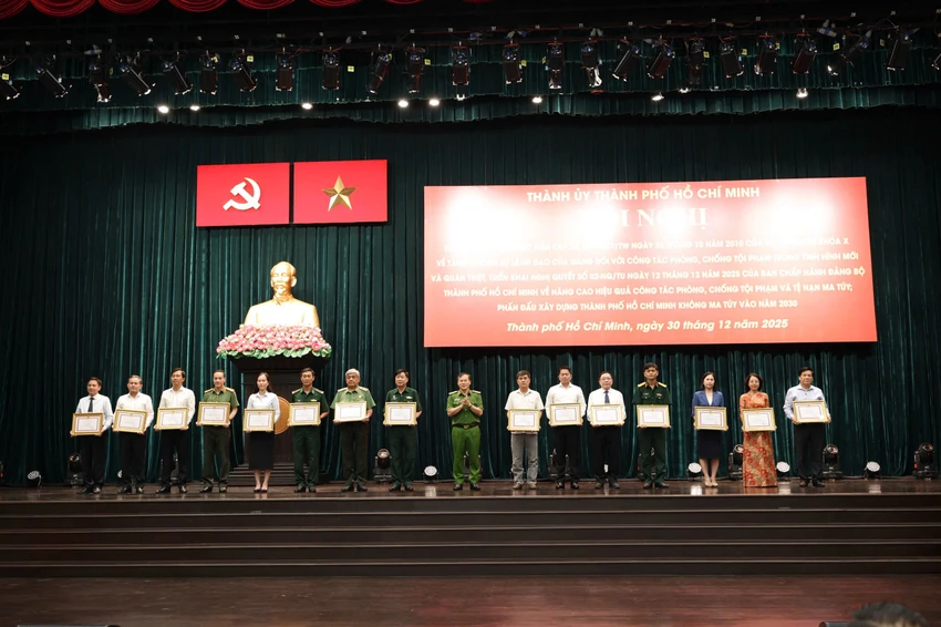 thuong-tuong-nguyen-van-long-tp-hcm-dang-la-thoi-diem-an-toan-binh-yen-nhat-trong-hon-10-nam-qua (1).jpg