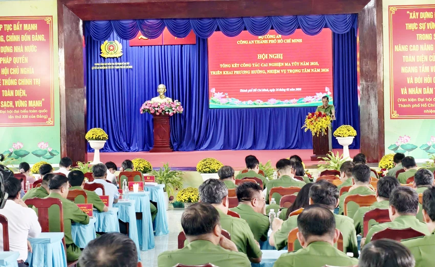 tu-vu-mua-ma-tuy-qua-dien-thoai-cong-an-tp-hcm-truy-tim-1-chu-thue-bao-0.jpg