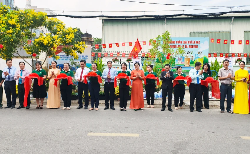 dong-hung-thuan-khanh-thanh-duong-co-hoa-2.jpg