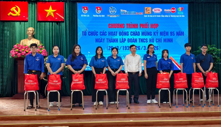 doan-xa-vinh-loc.jpg
