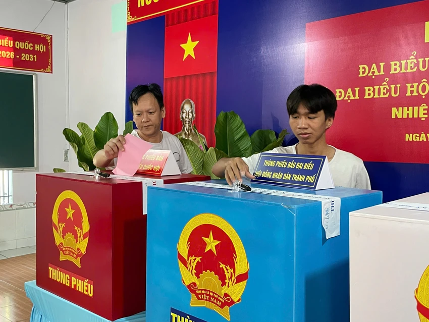 z7621873953919_2416823a1482754d9e228c91010e3aca.jpg