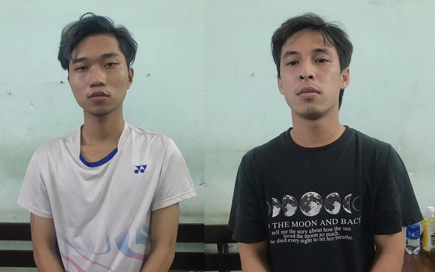 Trường và Trung tại cơ quan công an. Ảnh: CA Trường và Trung tại cơ quan công an. Ảnh: CA