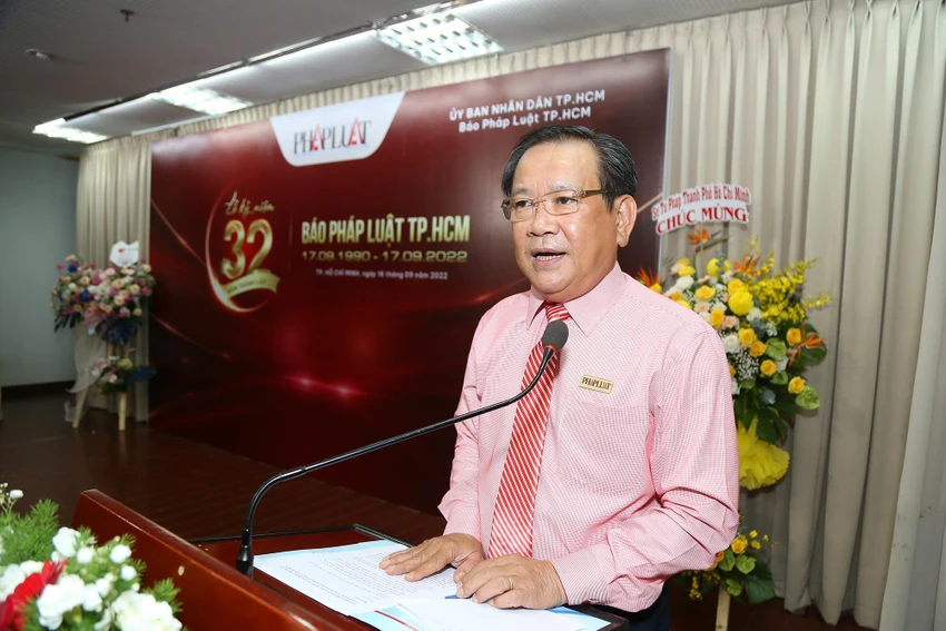 Ông Mai Ngọc Phước, Tổng Biên tập báo Pháp Luật TP.HCM phát biểu tại lễ kỷ niệm. Ảnh: HOÀNG GIANG