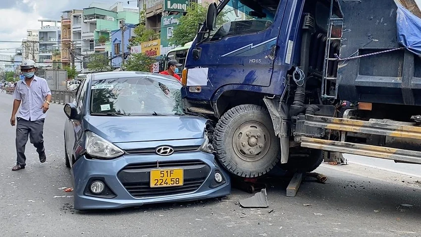 Hiện trường vụ tai nạn. Ảnh: ĐC Hiện trường vụ tai nạn. Ảnh: ĐC