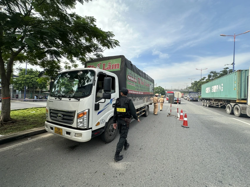 csgt-tp-hcm-phat-hien-1-071-vi-pham-sau-7-ngay-ra-quan-kiem-soat-quoc-lo-1-1