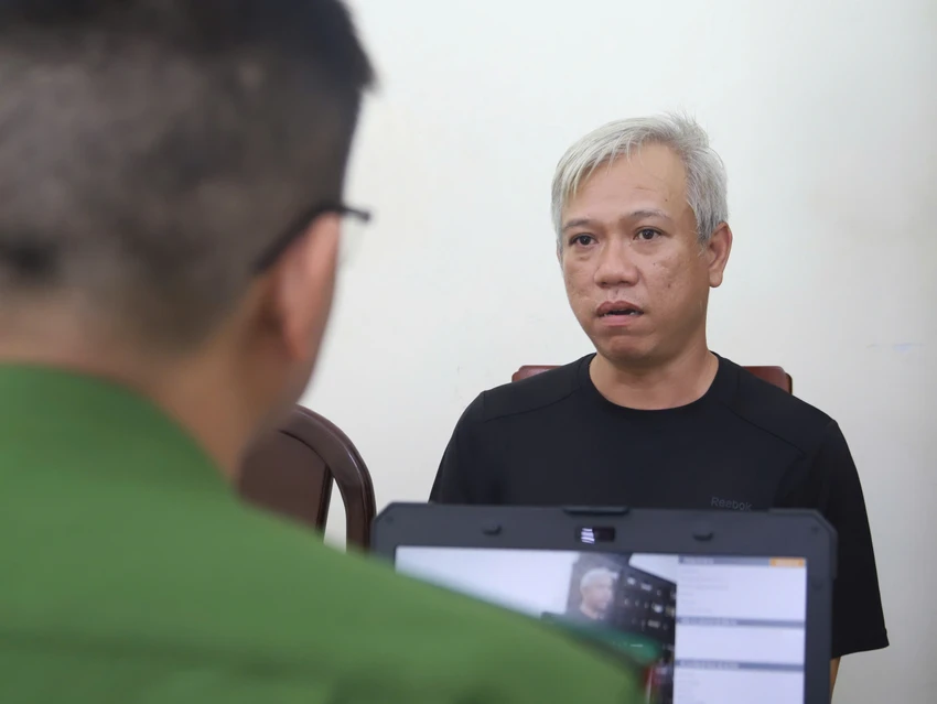 cong-an-quan-tan-binh-chan-dung-duong-vuot-bien-cua-ke-cuop-co-6-tien-an (4).jpg