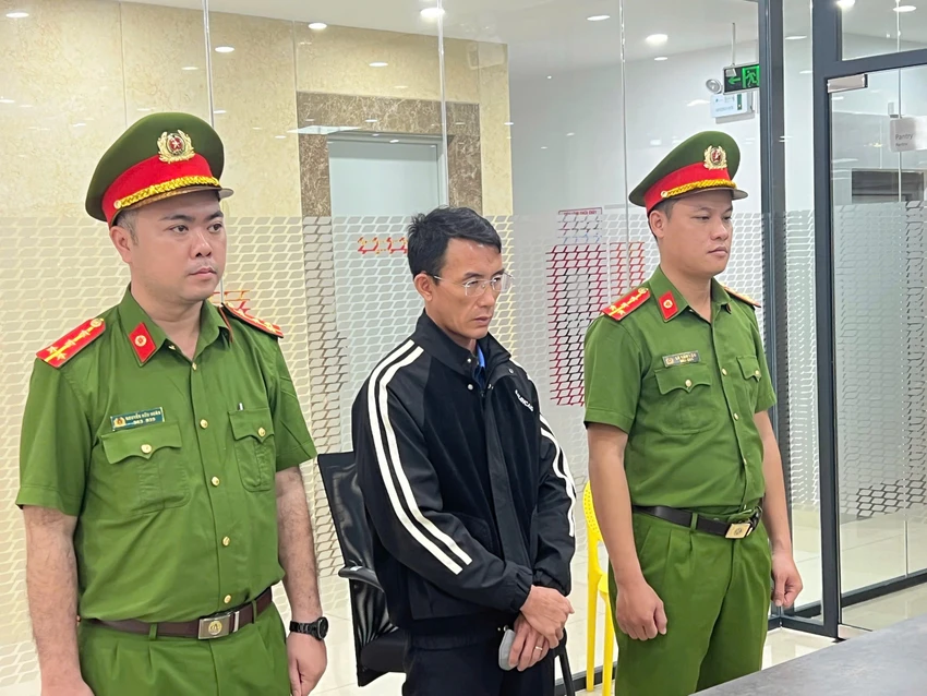quang-ngai-quyet-liet-voi-toi-pham-lua-dao-dao-han-ngan-hang-2.jpg