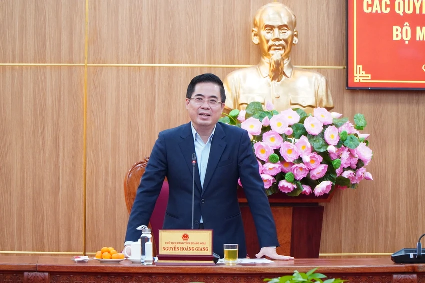 Quảng Ngãi công bố nhiều Quyết định về sắp xếp tổ chức bộ máy và công tác cán bộ