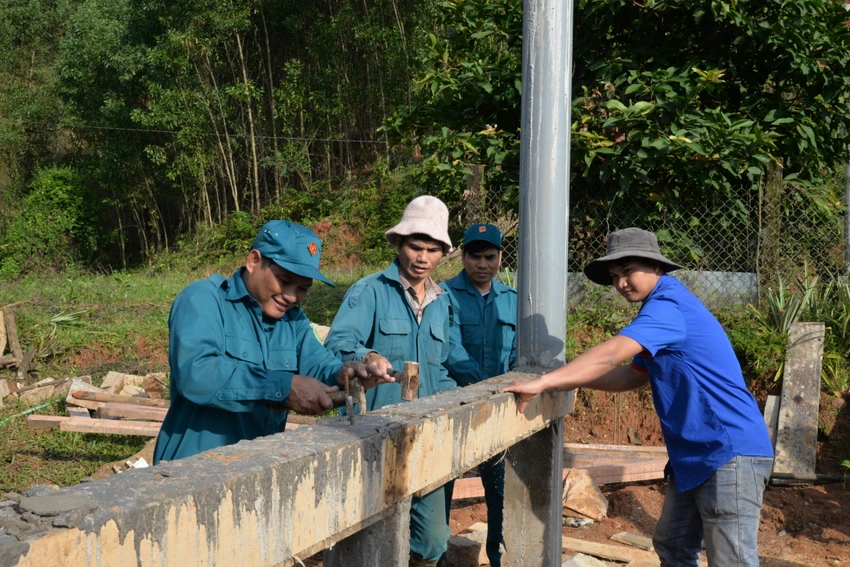 nhieu-ho-ngheo-o-quang-ngai-thoa-uoc-mo-an-cu-truoc-them-nam-moi-3.JPG