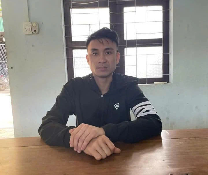 24-gio-truy-xet-ke-nghien-ma-tuy-trom-xe-may-o-quang-ngai-2.jpg