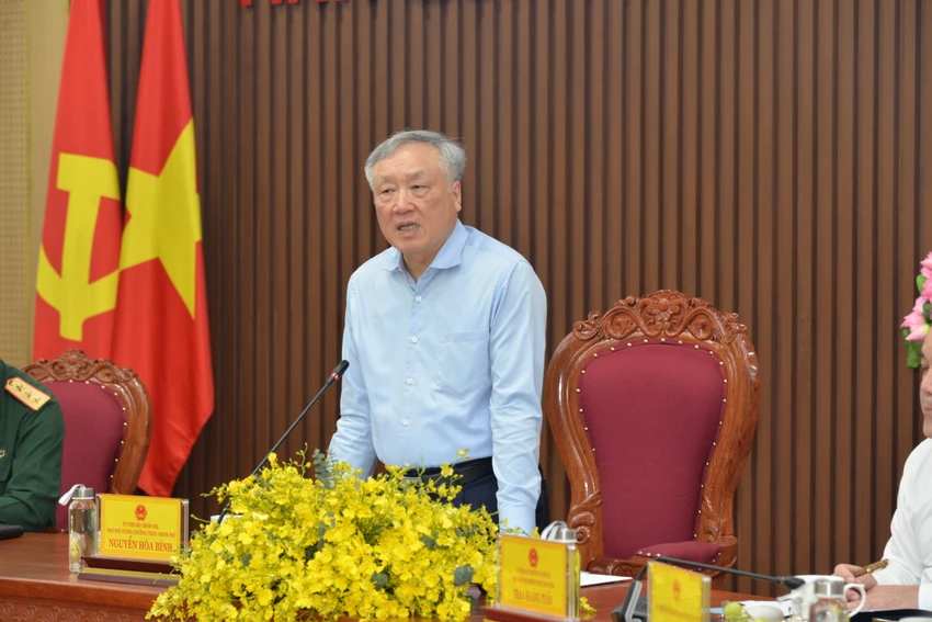 pho-thu-tuong-thuong-truc-nguyen-hoa-binh-day-nhanh-tien-do-dam-bao-chat-luong-4-du-an-cao-toc-o-4-tinh-mien-trung-1.JPG