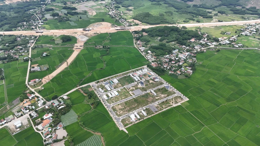 Nguy cơ tái định cư lần hai trong một năm, hàng chục hộ dân ở Quảng Ngãi thấp thỏm