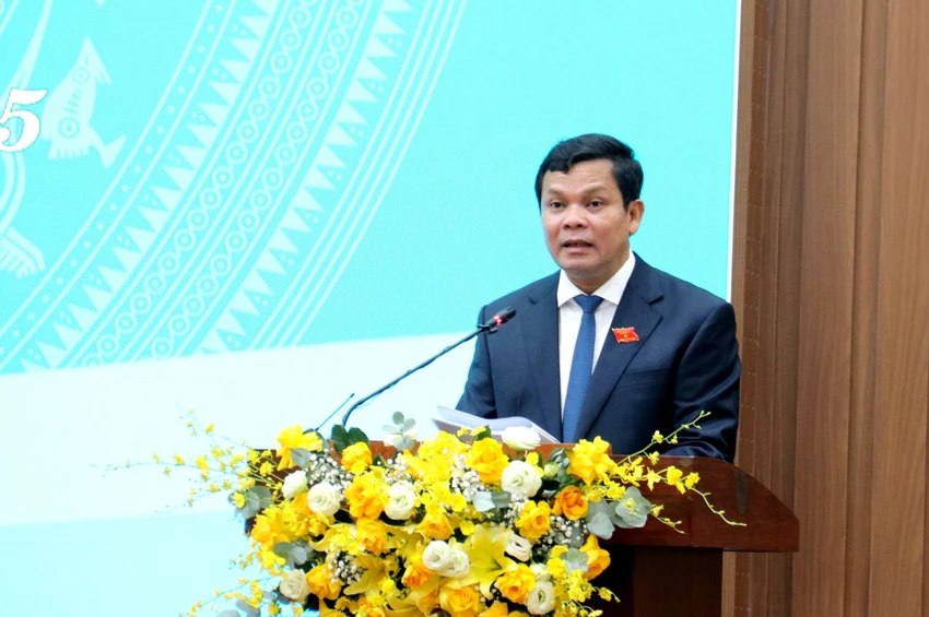 quang-ngai-thong-qua-chinh-sach-ho-tro-dac-thu-cho-can-bo-sau-sap-nhap-1.jpeg
