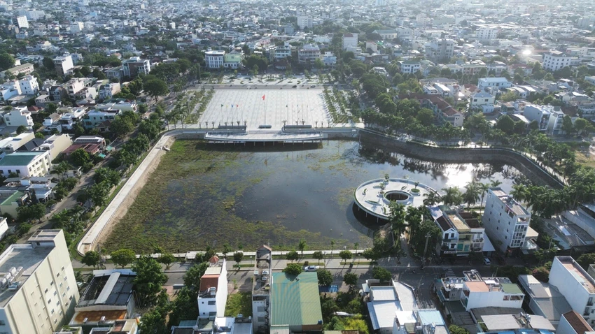 Hồ điều hòa trung tâm Quảng Ngãi cải tạo xong hết ô nhiễm nhưng thiếu nước