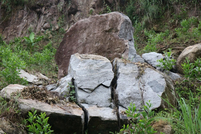 di-tinh-lo-o-quang-ngai-thap-thom-da-tang-roi-xuong-dau-4.jpg