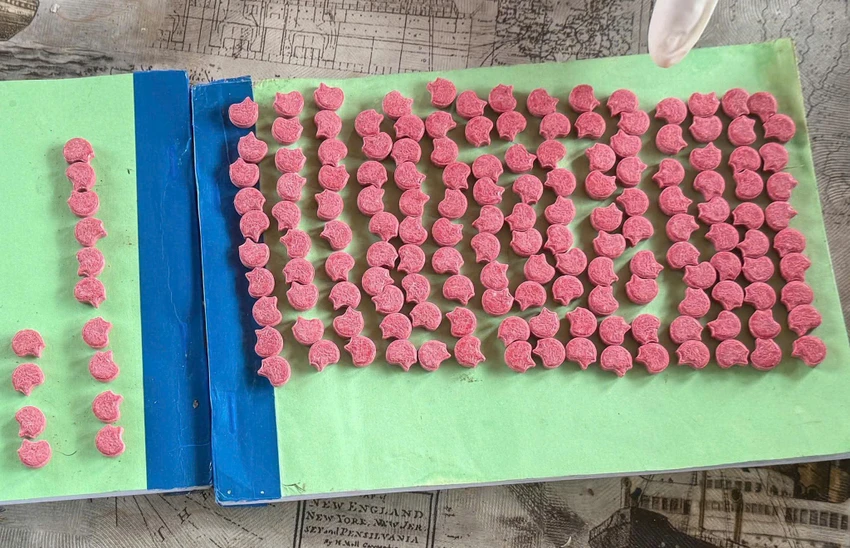 bat-qua-tang-28-nam-nu-su-dung-ma-tuy-trong-tiec-sinh-nhat-o-mang-den-4.jpg