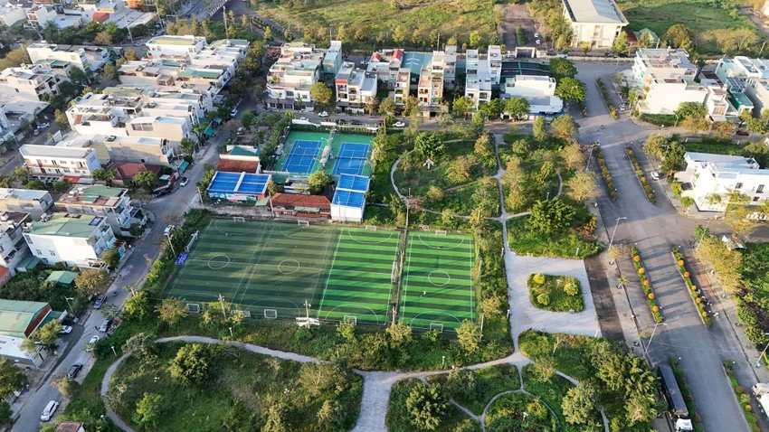 du-an-khu-dan-cu-15-nam-dap-chieu-xe-thit-dat-cong-vien-lam-san-bong-san-tenis- (2).jpg