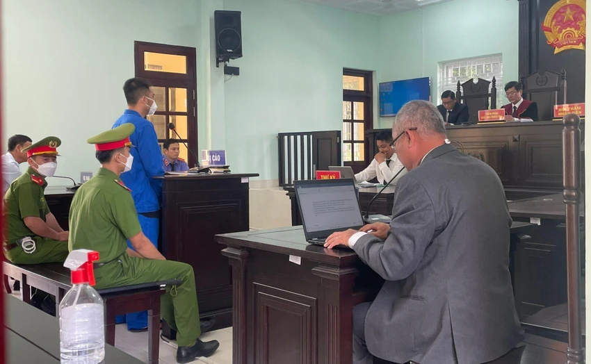 Quang cảnh phiên tòa xét xử bị cáo Lê Chí Thành hôm nay. Ảnh: PP
