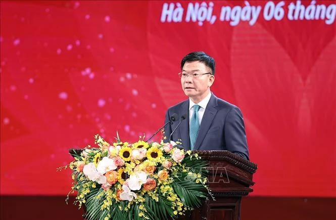 Bộ trưởng Tư pháp Lê Thành Long phát biểu. Ảnh: TTXVN Bộ trưởng Tư pháp Lê Thành Long phát biểu. Ảnh: TTXVN