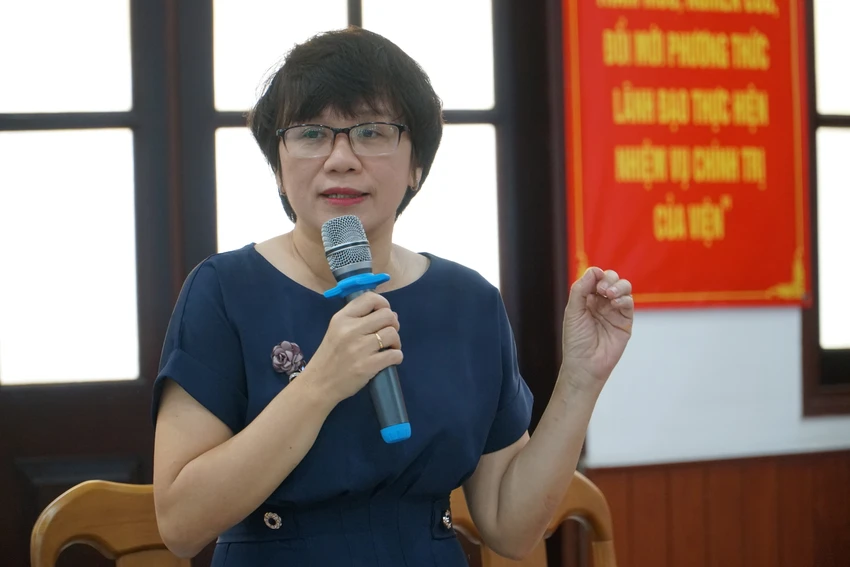 TS Thái Thị Tuyết Dung đề xuất chỉ nên khuyến khích việc hòa giải tại UBND cấp xã. Ảnh: NHẬT DIỄM