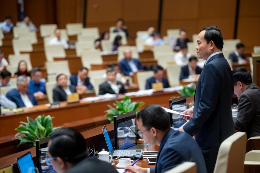 PPT-Tran_luu-Quang.jpeg