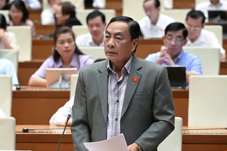DB-PHAM-VAN-HOA.png