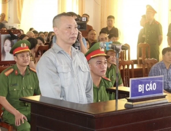 Bị cáo Nguyễn Nam Trượng đã gây ra thảm án với hai người chết, một người bị thương. Bị cáo Nguyễn Nam Trượng đã gây ra thảm án với hai người chết, một người bị thương.