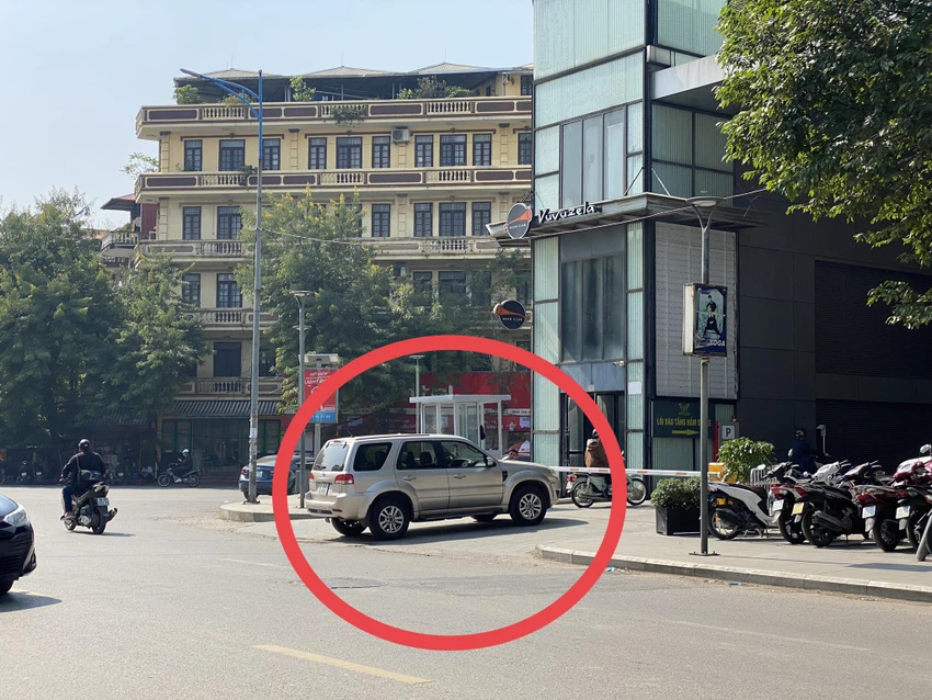 bị tăng giá gửi xe quá cao, cư dân Artermis sẵn sàng đối đầu