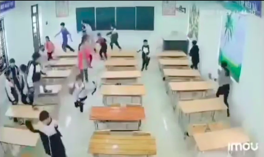Báo cáo đầu tiên của Tuyên Quang về vụ học sinh quây cô giáo