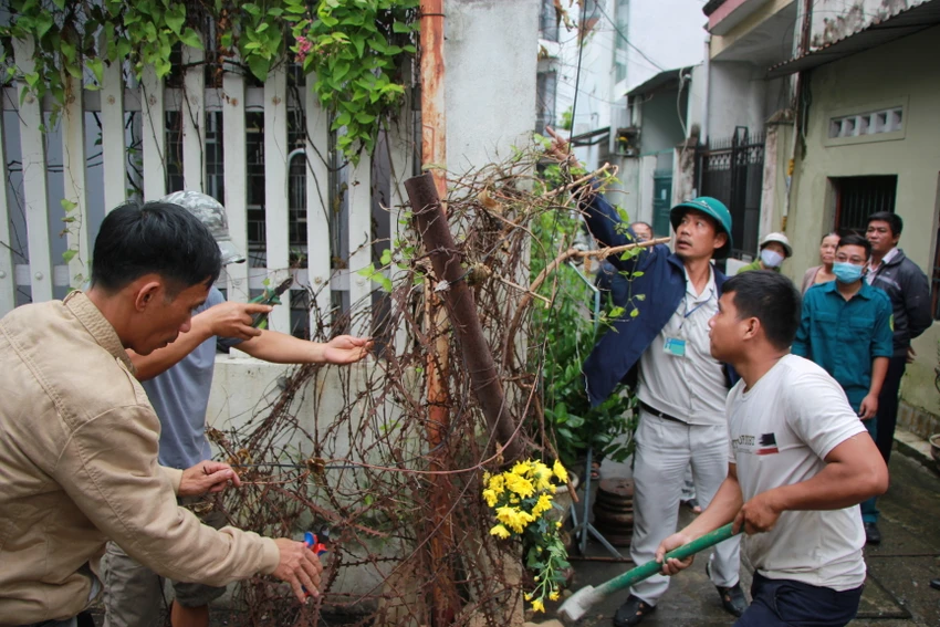 dap-bo-buc-tuong-dap-bo.JPG