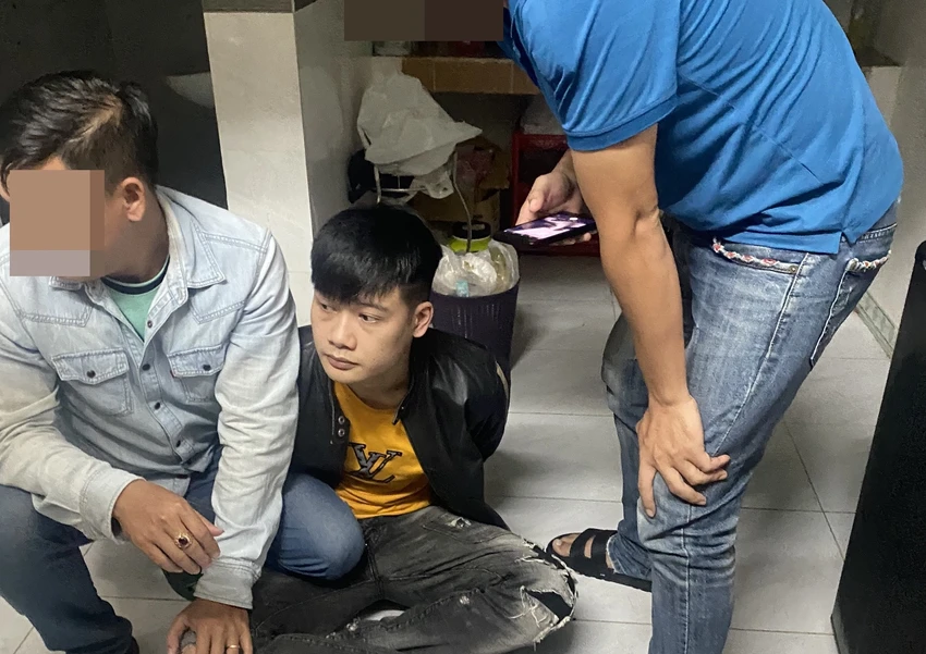 Cướp tài sản