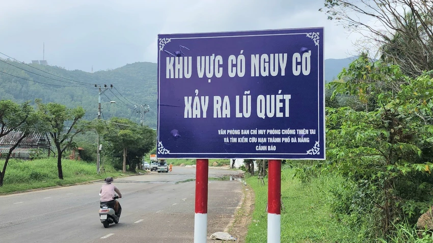 kenh-suoi-da.jpg