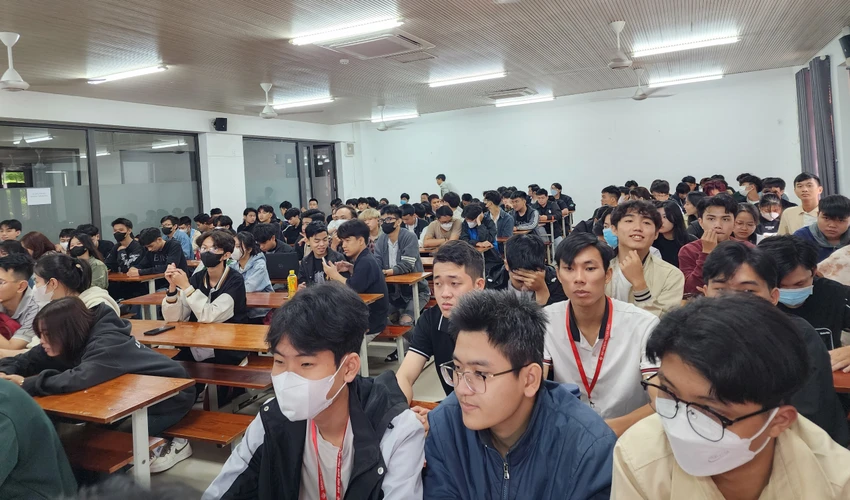 Blockchain-va-AI-sinh-vien-da-nang.jpg