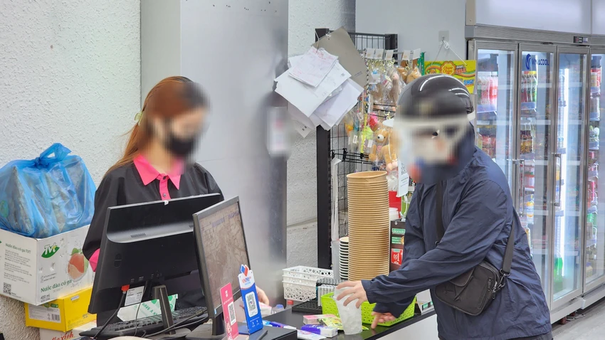 người đàn ông nước ngoài