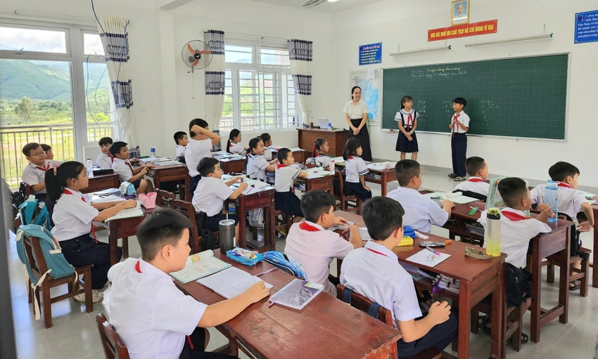 Hoc-sinh-nghi-hoc-bao-so-4.jpg