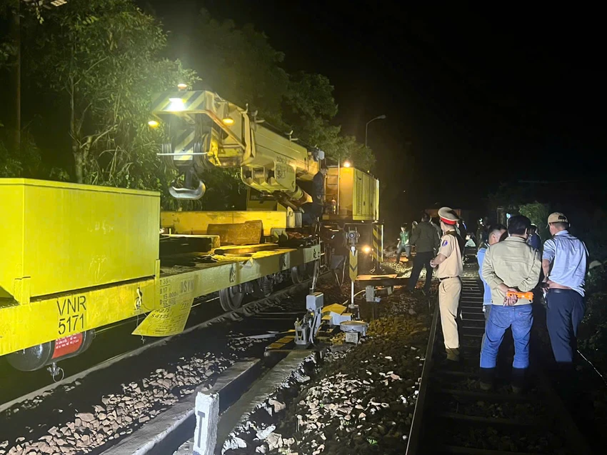 trật bánh tàu hỏa