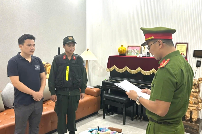 kham-xet-nha-cong-ty.jpg
